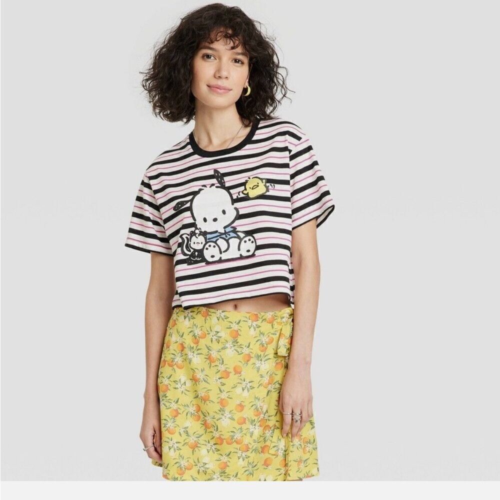 Pochacco Short Sleeve
Graphic Cropped T-Shirt - White Size XL NWT